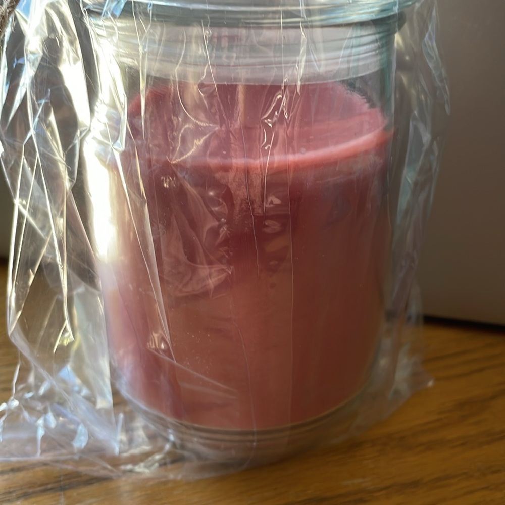 Ashland, Watermelon Splash, Glass Scented Candle w/ Lid, Size 17 oz NEW - Picture 4 of 5